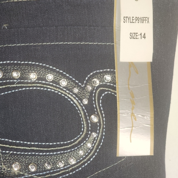Brand new stylish touch Me jeans - Picture 4 of 14